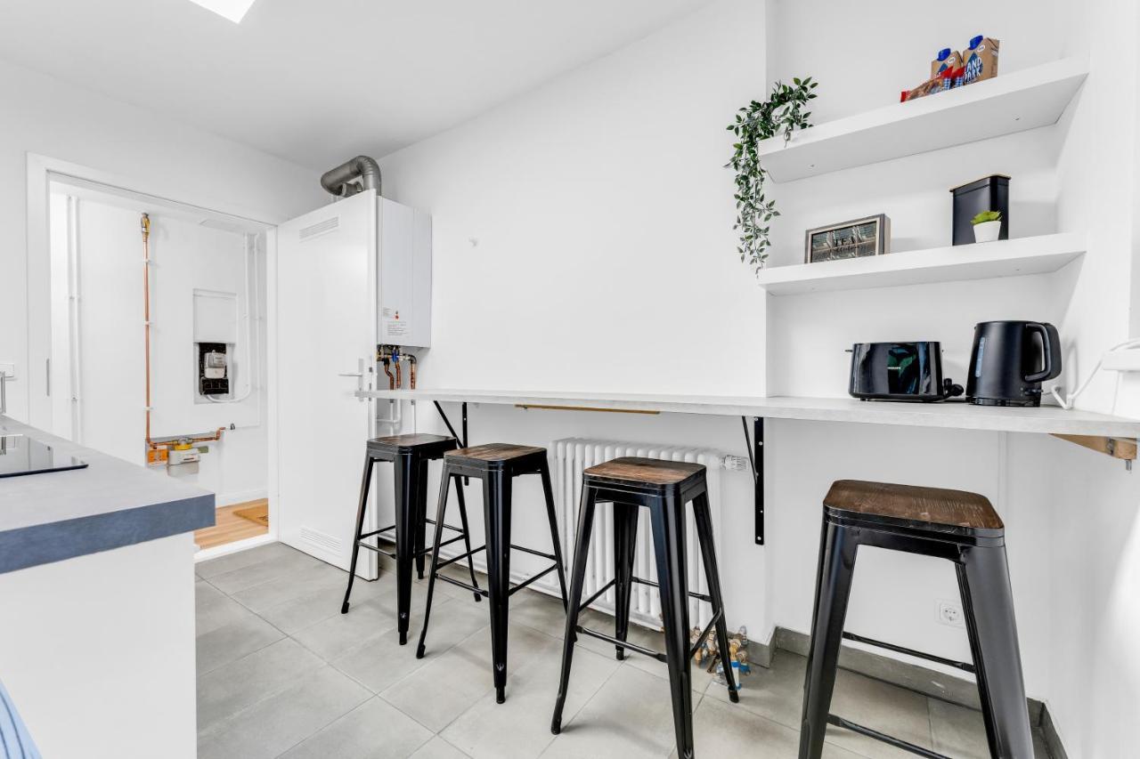 2 Apartments,4 Betten,zentral Am Sbahnhof Koepenick,vollmoebliert Appartement *