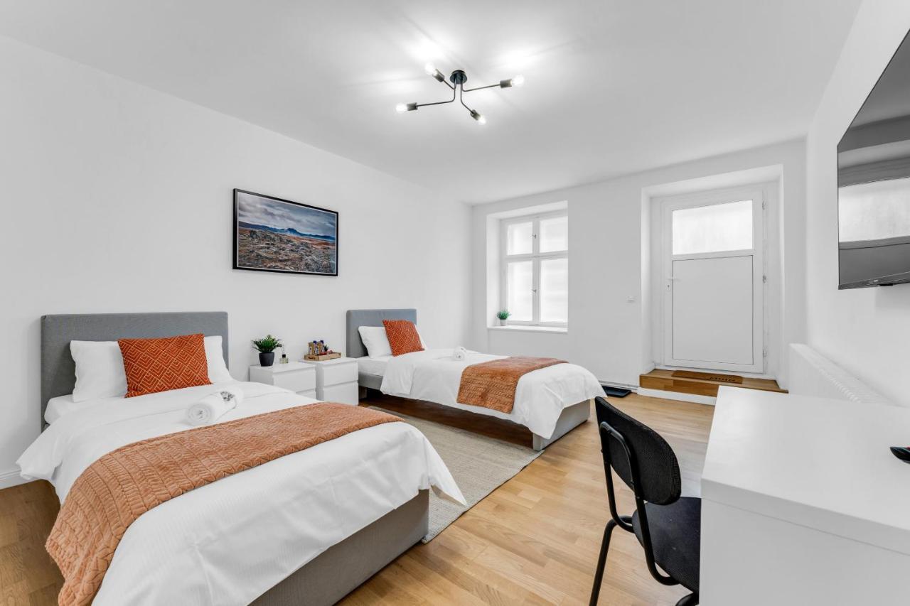 2 Apartments,4 Betten,zentral Am Sbahnhof Koepenick,vollmoebliert Appartement Berlijn