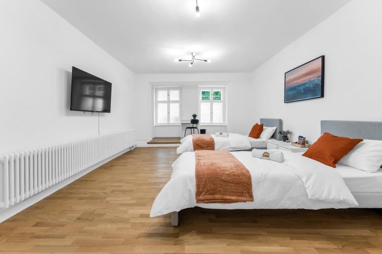 Appartement 2 Apartments,4 Betten,zentral Am Sbahnhof Koepenick,vollmoebliert Berlijn